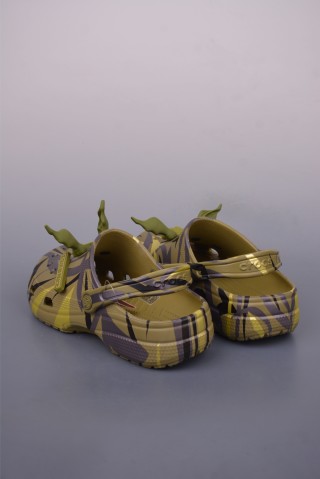 Crocs x Chen Guanxi Classic Clog view 2
