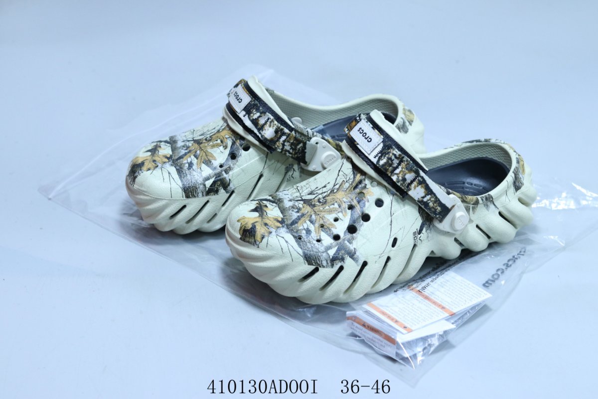 Crocs x Salehe Bembury Pollex Clog 'Peach' view