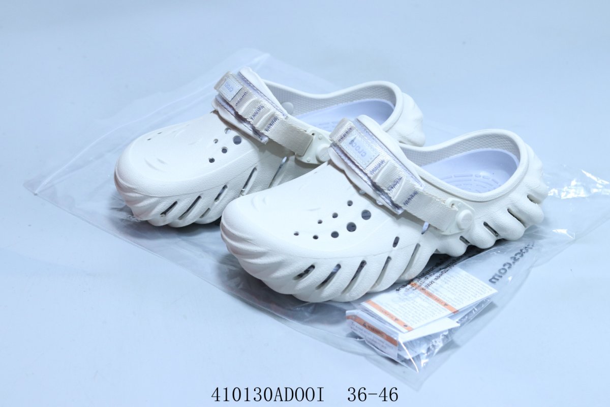 Crocs x Salehe Bembury Pollex Clog 'Peach' view