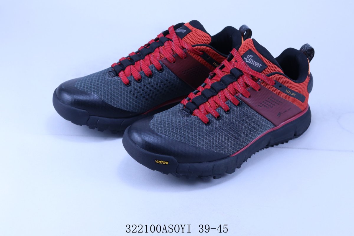 Danner x Mystery Ranch Trail 2650 view