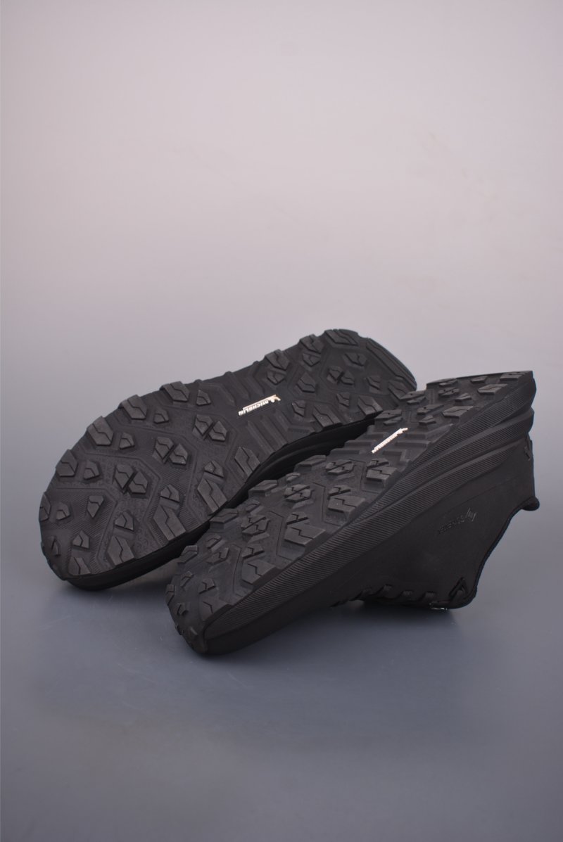 Descente D4431 'Grey' view