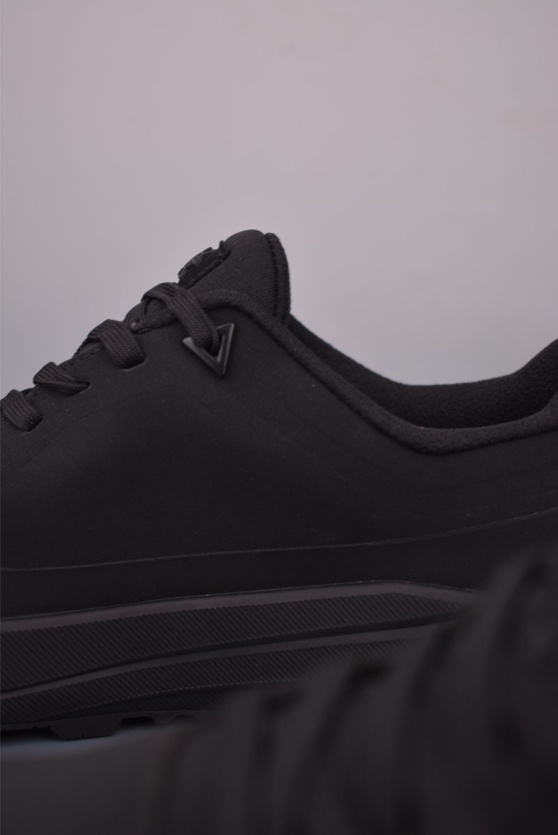 Descente D4431 'Grey' view