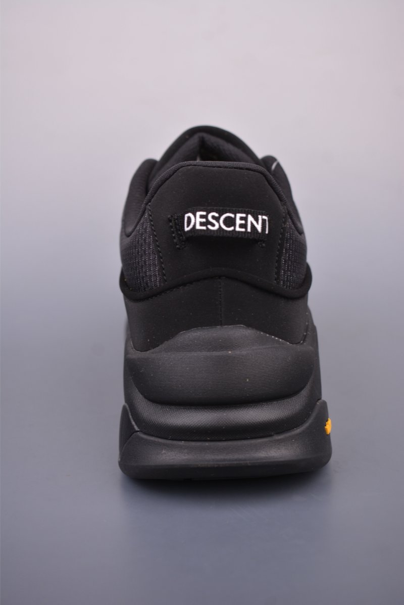 Descente Dualis AP view
