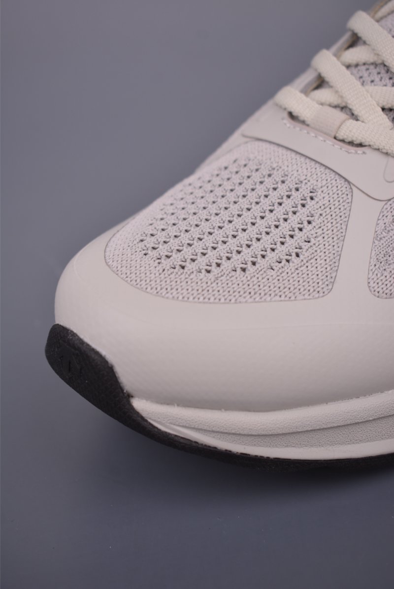 Descente Ease Wire view