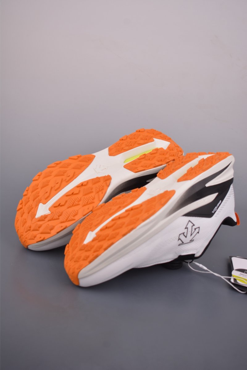 Descente Lavitate Trail Wire view