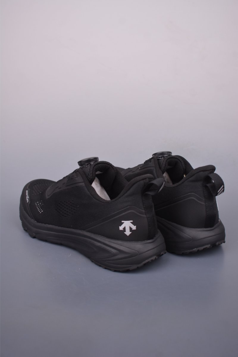 Descente Primer GTX view