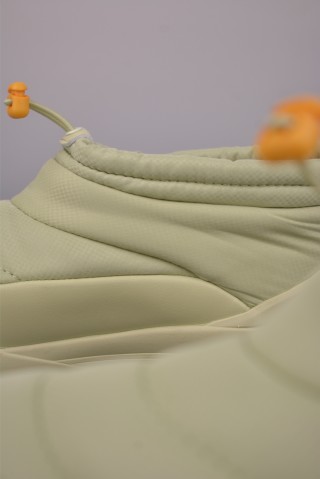 Descente Ski Style 'Yellow Gold' view 8