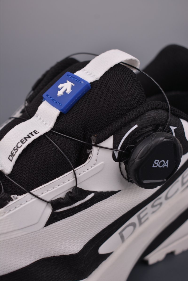 Descente Snow Trek GTX view