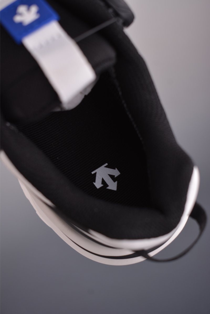 Descente Snow Trek GTX view