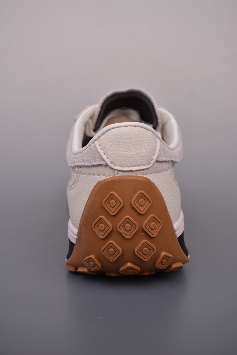 Descente Sport Style Chron Racer view