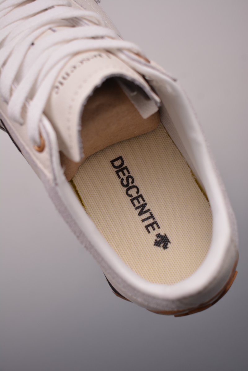 Descente Sport Style Chron Racer view