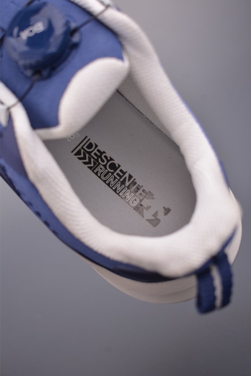 Descente Strean Wire view