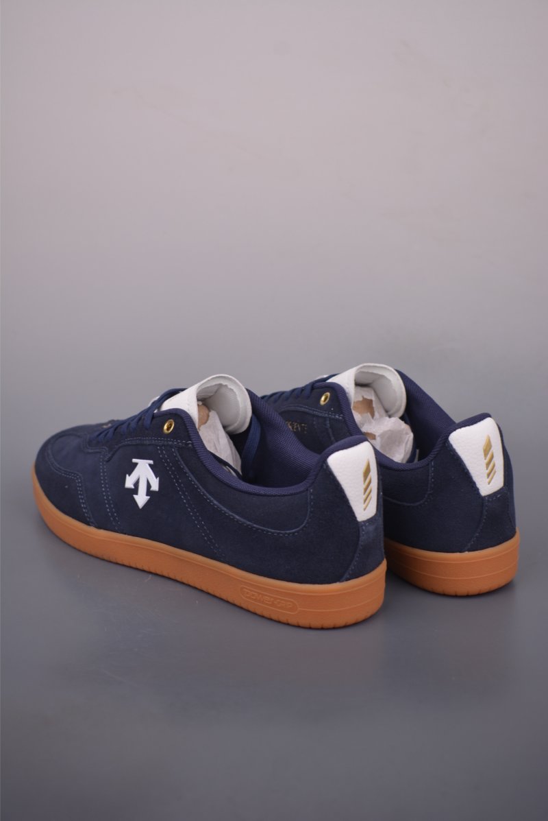 Descente Edge Court Retro view
