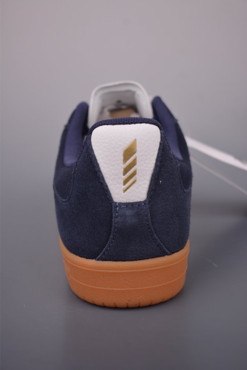 Descente Edge Court Retro view
