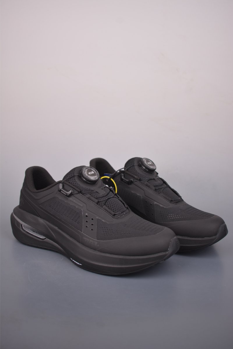 Descente Lavitate GTX view