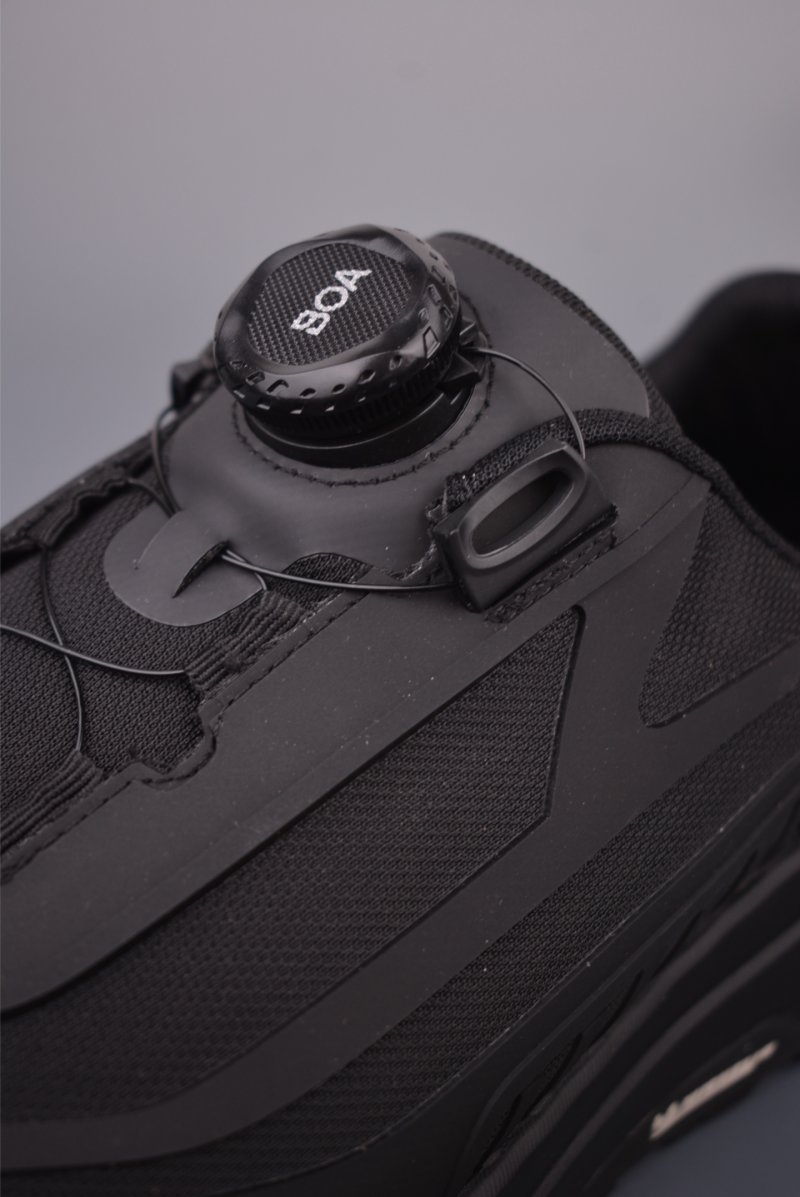 Descente Lavitate GTX view
