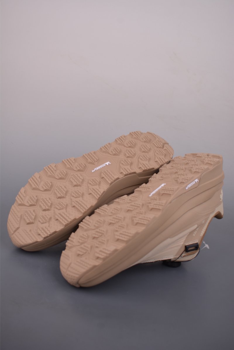 Descente Lavitate GTX Wire view