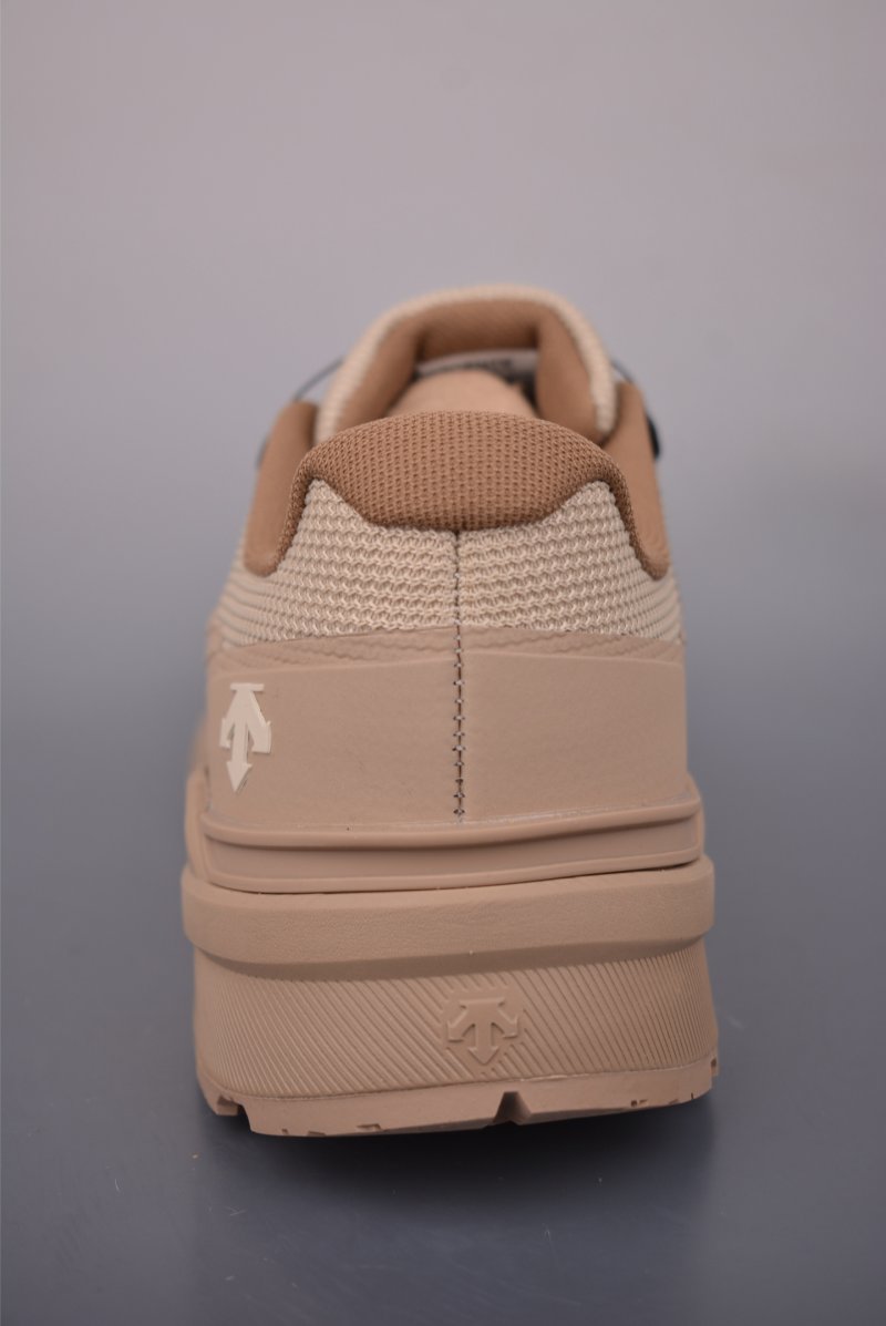Descente Lavitate GTX Wire view