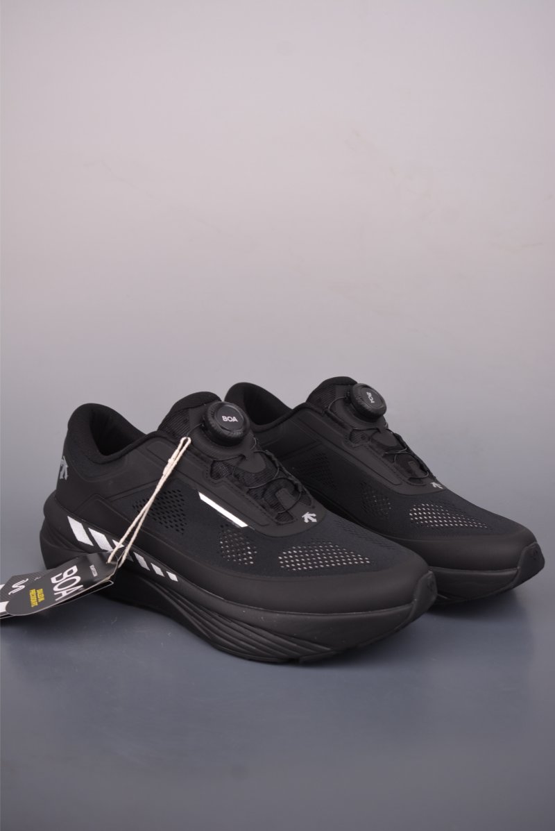 Descente Lavitate GTX Wire view