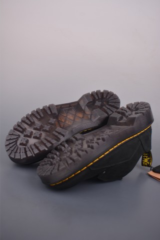 Dr. Martens 1461 Smooth Leather Platform view 3