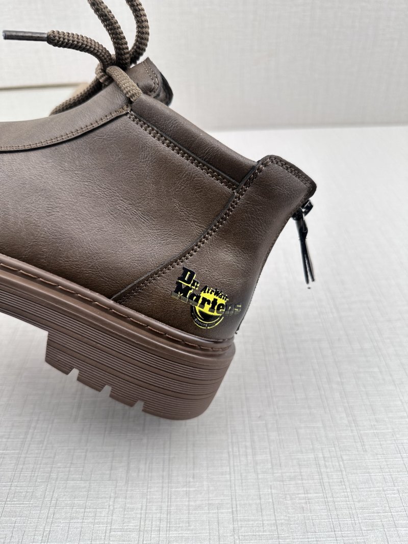 Dr. Martens Q11 Boot view
