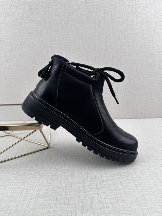 Dr. Martens Q11 Boot 'Black' view 2