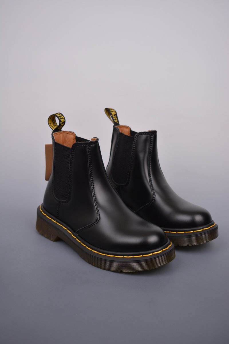 Dr. Martens 2976 Chelsea Boot