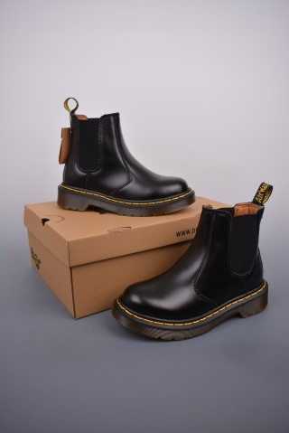 Dr. Martens 2976 Chelsea Boot view 5