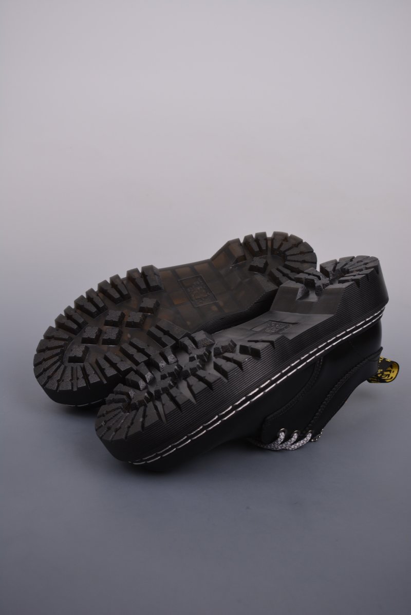 Dr. Martens 1465 Boot view