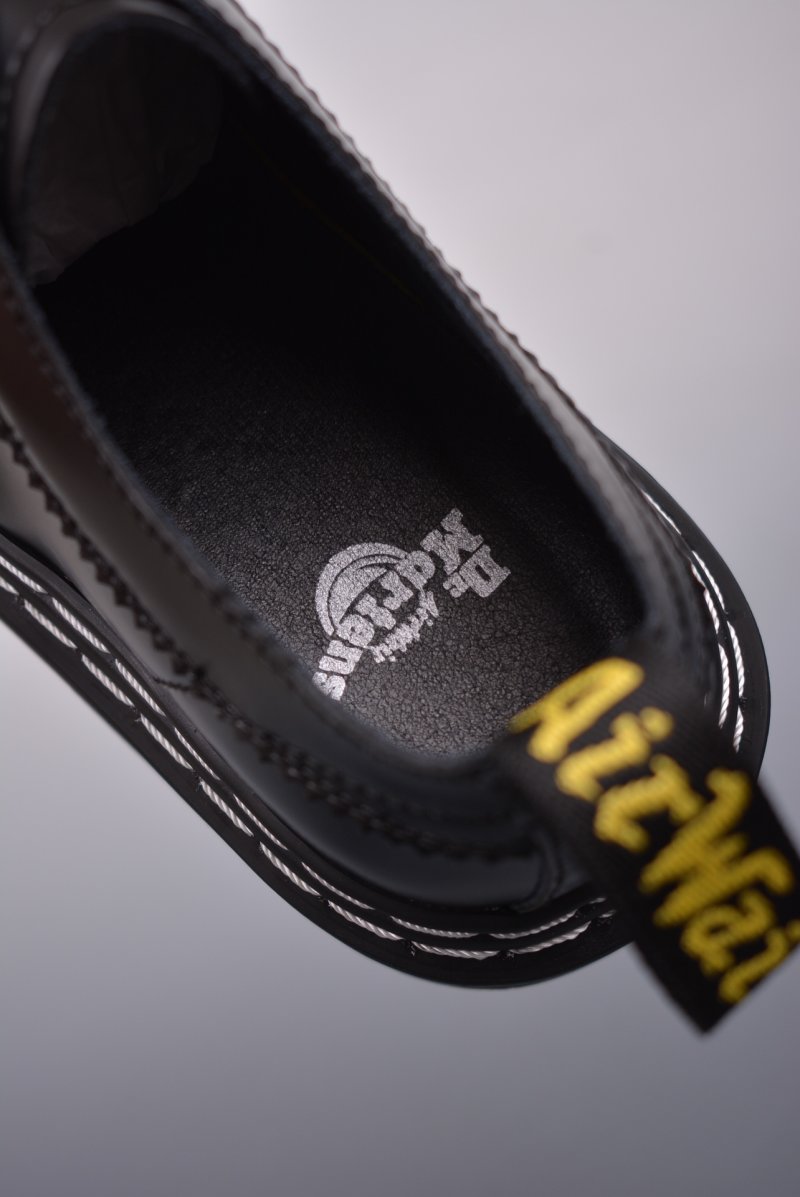 Dr. Martens 1465 Boot view