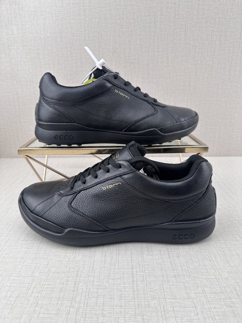 ECCO 5011 Low Top Sneaker 'Black / White' view