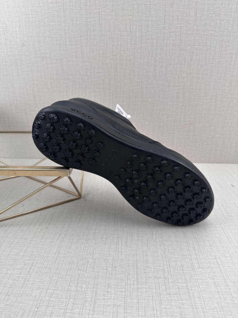 ECCO 5011 Low Top Sneaker 'Black / White' view