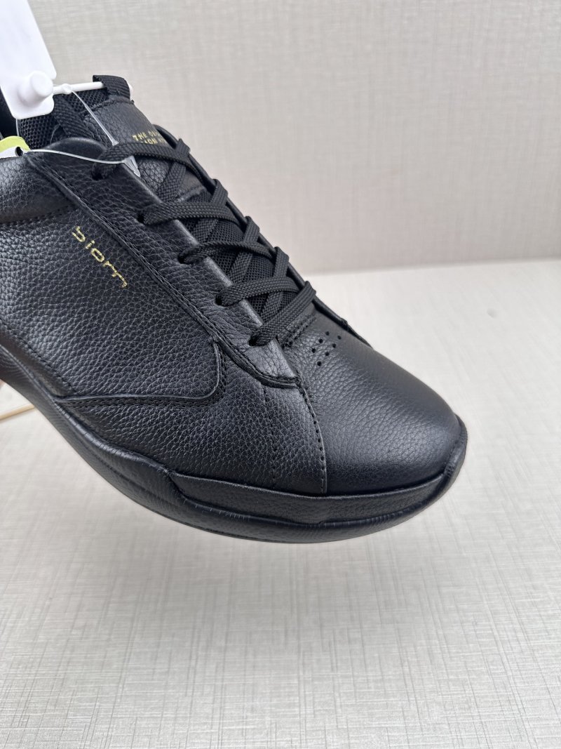 ECCO 5011 Low Top Sneaker 'Black / White' view