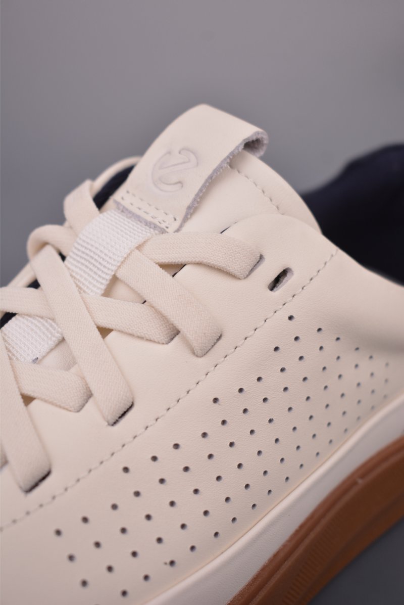 ECCO Baroque Classic Boot view