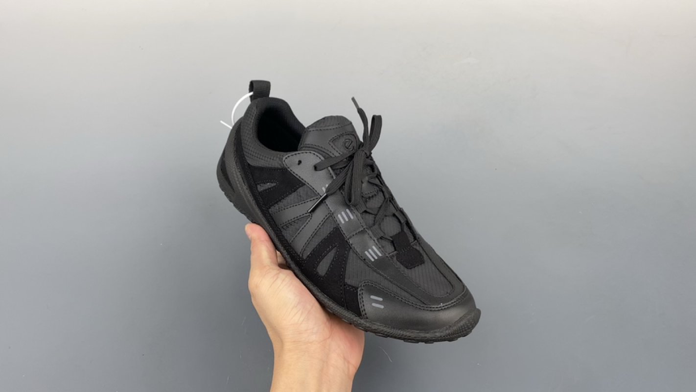 ECCO Outdoor Running Shoe