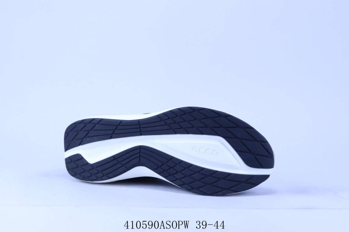 ECCO Lightweight Running Shoe 'Red' view
