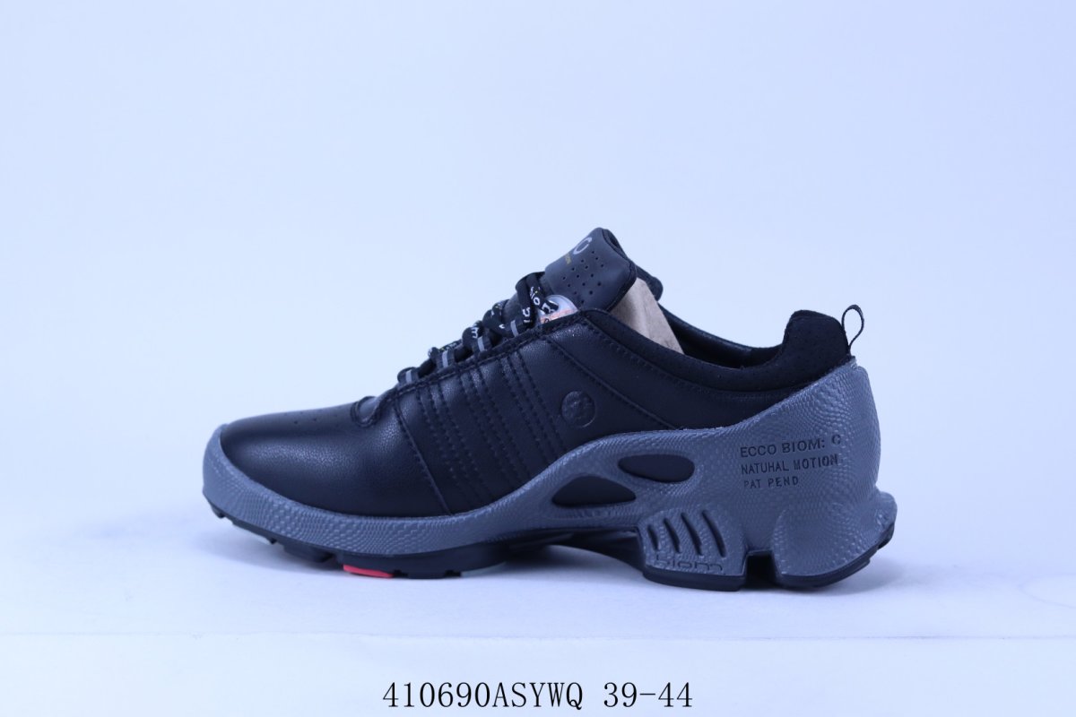 ECCO Lightweight Running Shoe 'Red' view