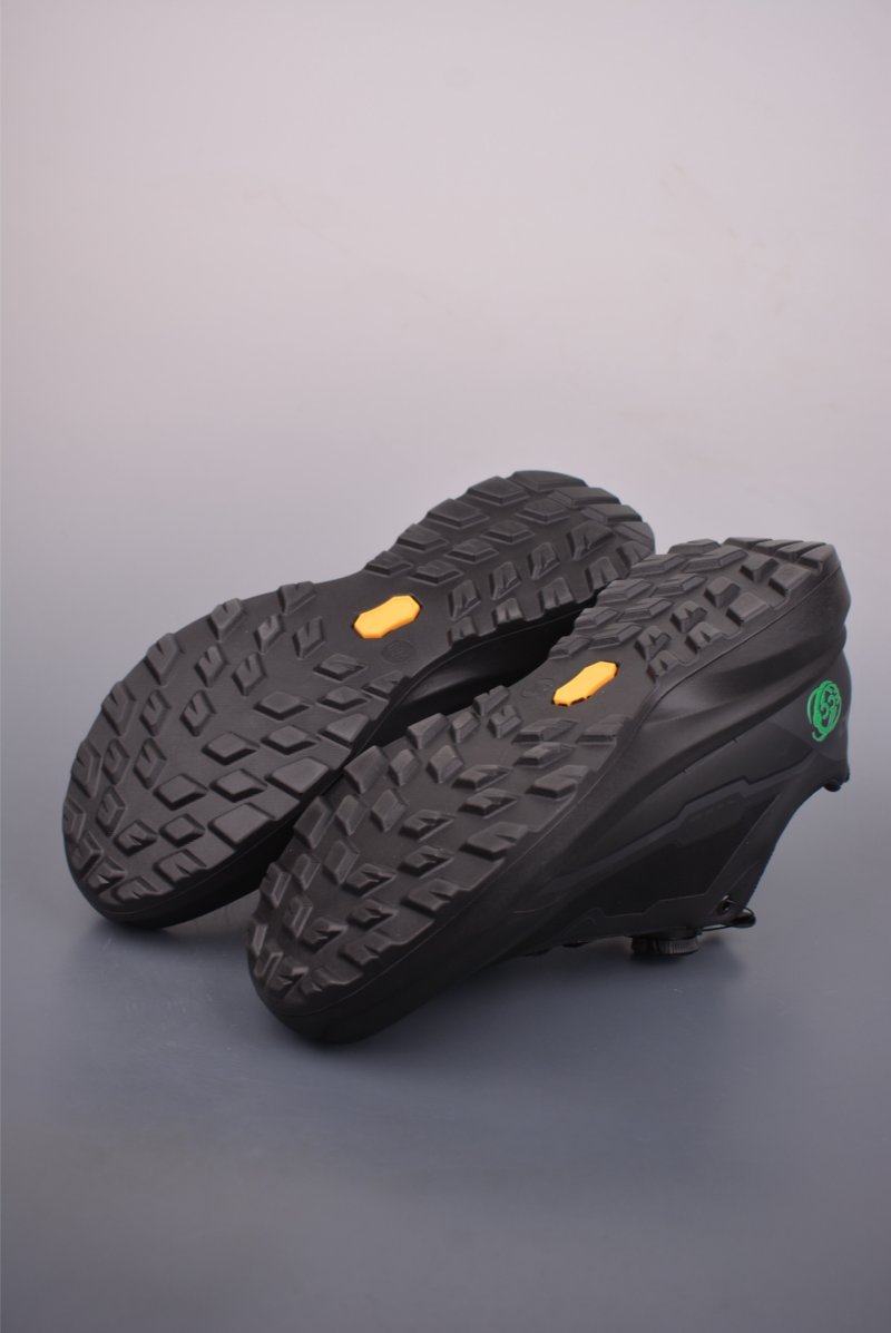 ECCO Sneakers view