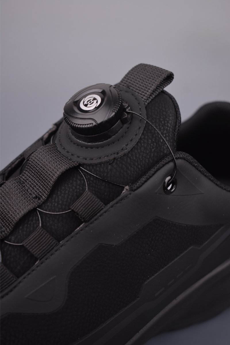 ECCO Sneakers view