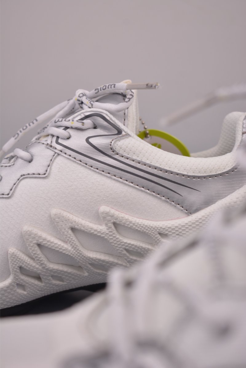ECCO Sneakers view