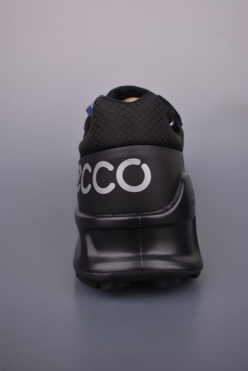 ECCO Sneakers view