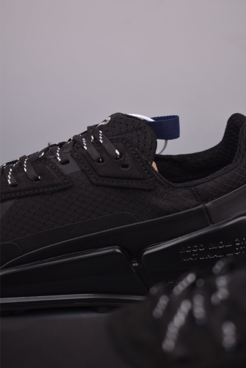 ECCO Sneakers view