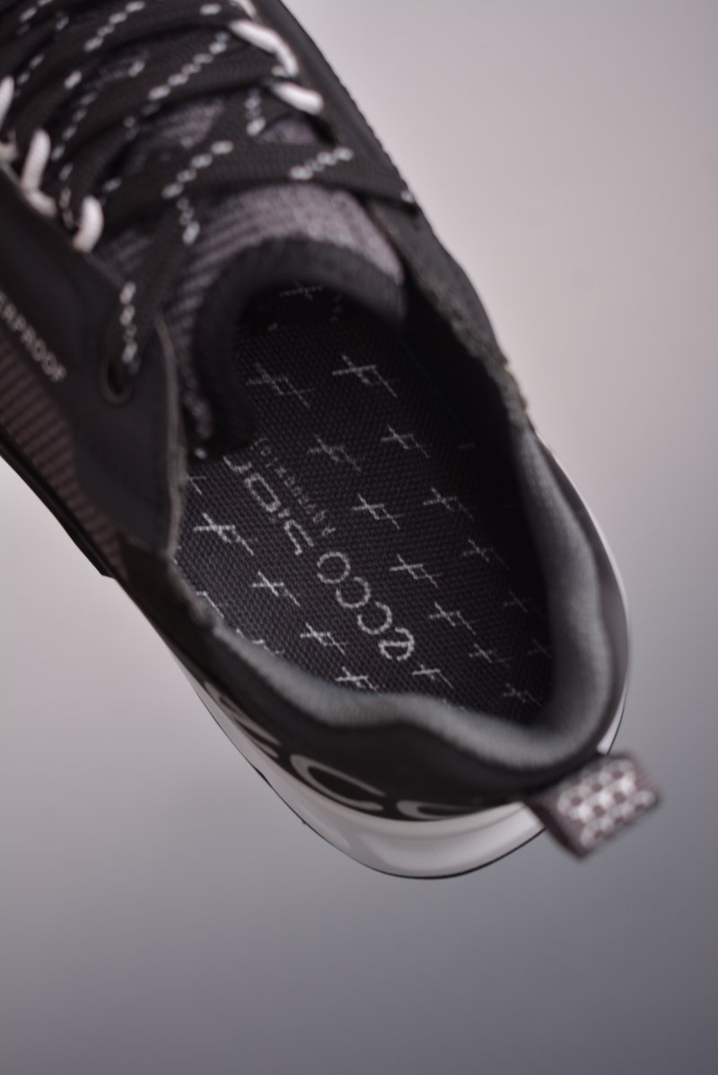ECCO Sneakers 'White' view