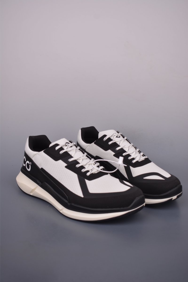 ECCO Sneakers