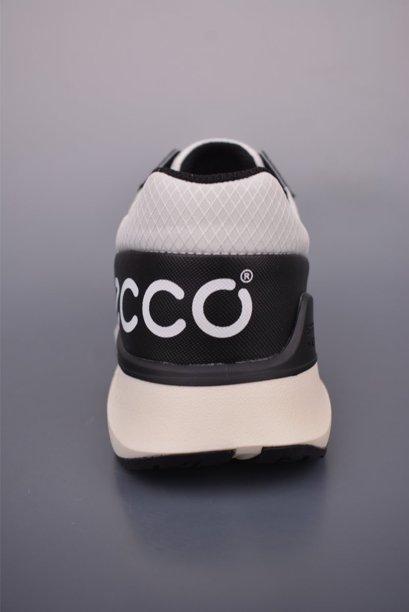 ECCO Sneakers view