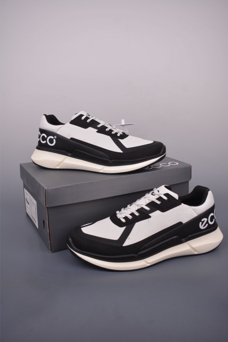 ECCO Sneakers view