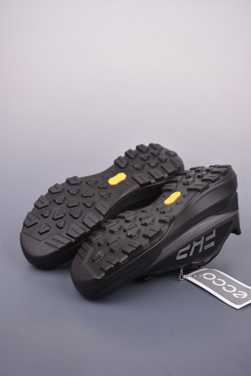 ECCO Sneakers view