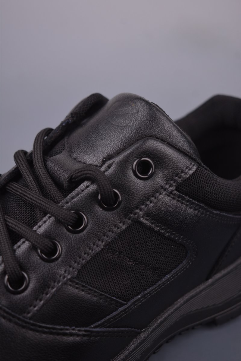 ECCO Sneakers view