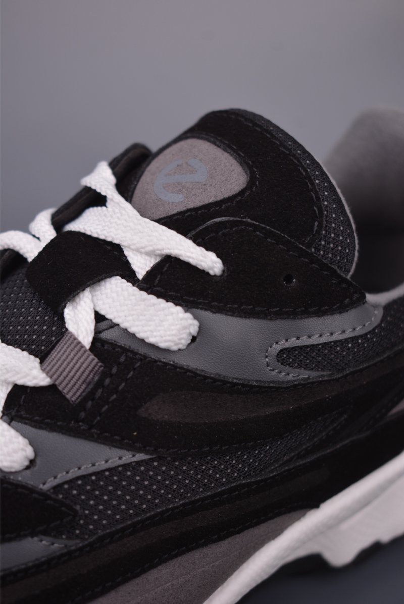Ecco Biom Gore-Tex view