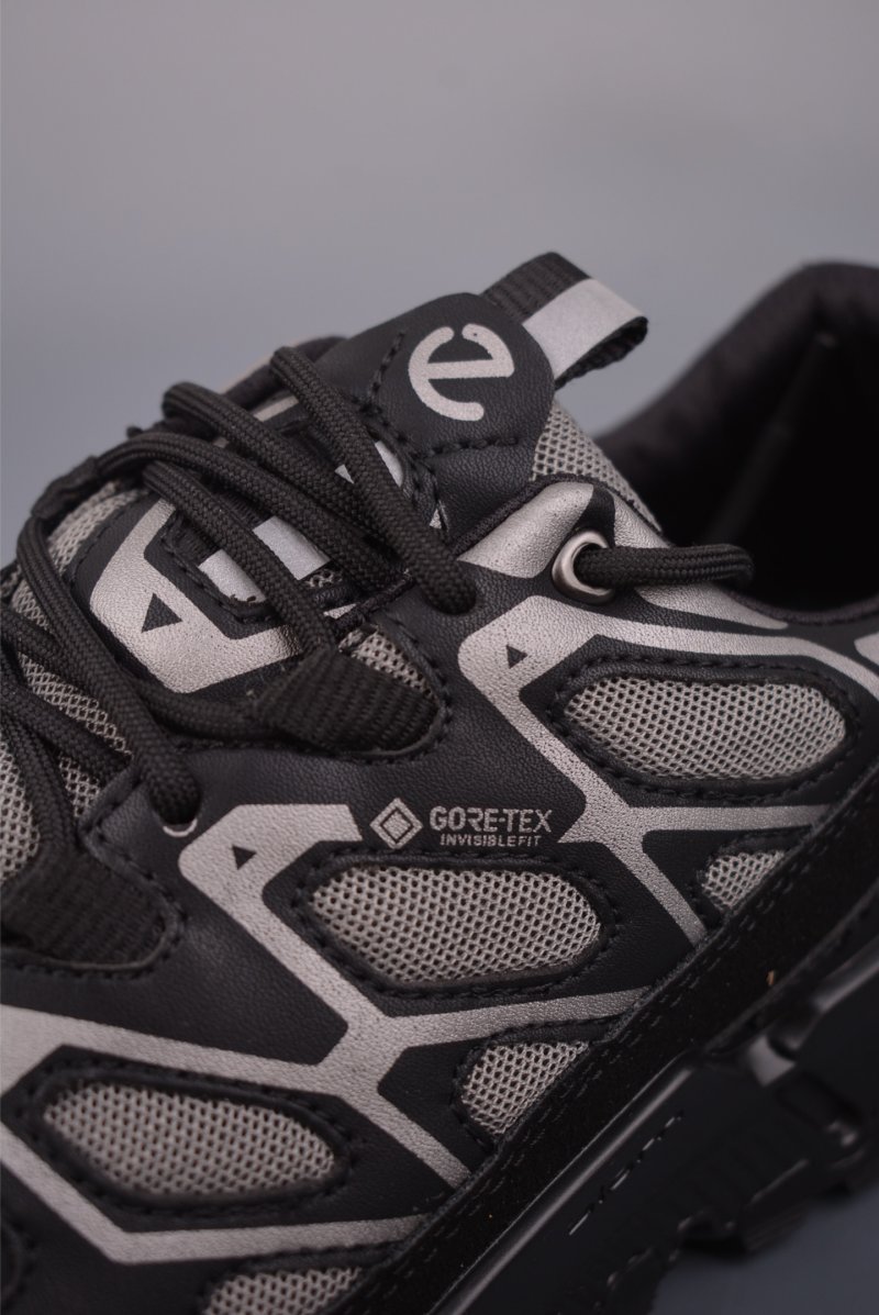 Ecco Biomc 'Yellow' view